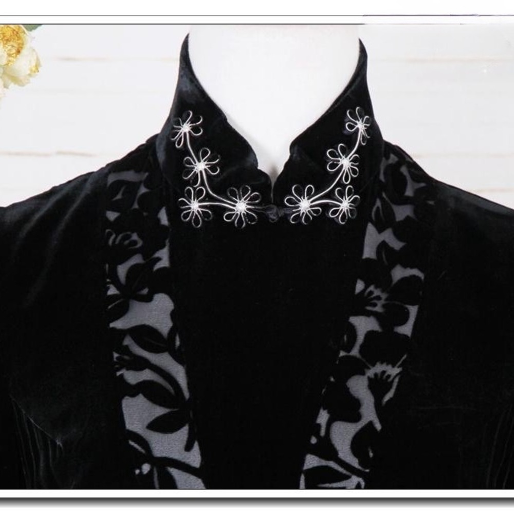 **NWOT ** Silk Velvet Long Dress Chinese Cheongsam Style Frog Button 3/4Sleeves
